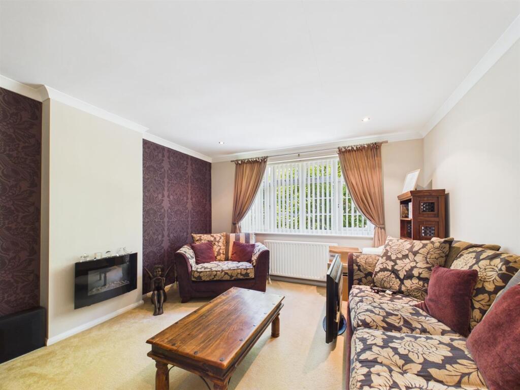 House in East Lindsey, Dorset Court, Mablethorpe and Sutton - View 2
