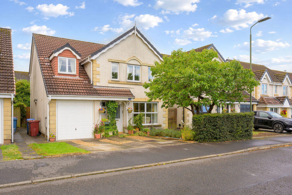 Main image of property: Foxdale Court, Bonnybridge, FK4 2FF