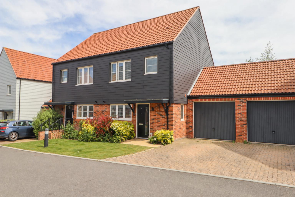 Main image of property: Tern Avenue, Horsham