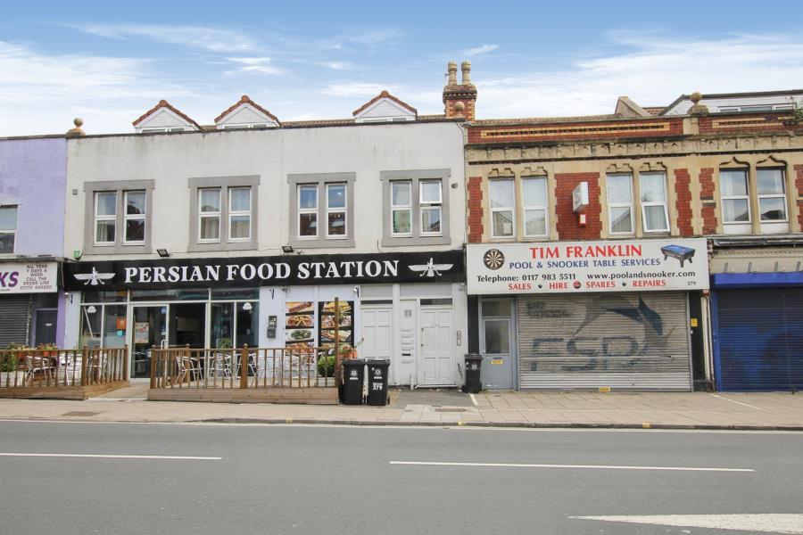 Apartment in Bristol, Ashley Down - View 2