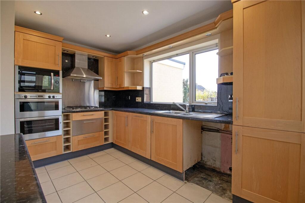 Dewsbury Avenue, Scunthorpe, DN15 photo 3