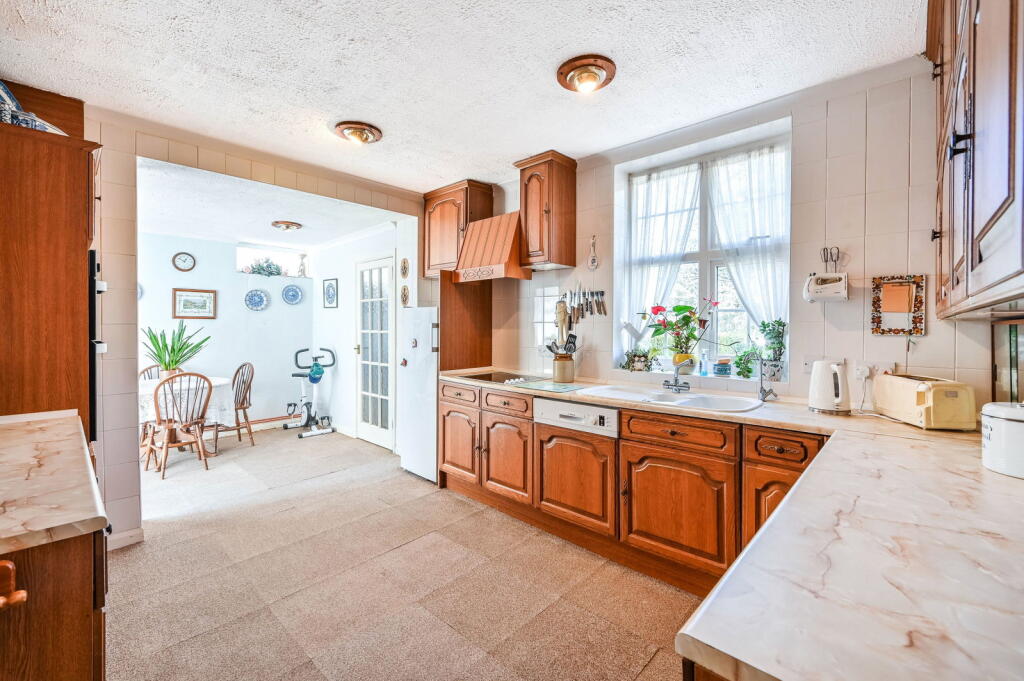 House in Mole Valley, Surrey - More