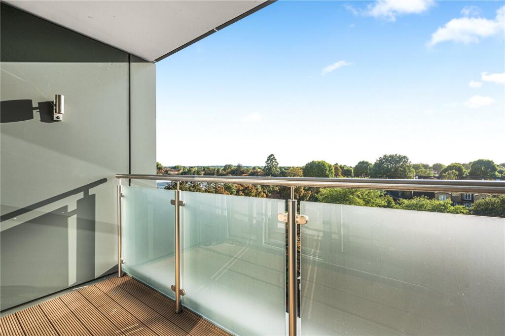 Apartment in Twickenham - View 4