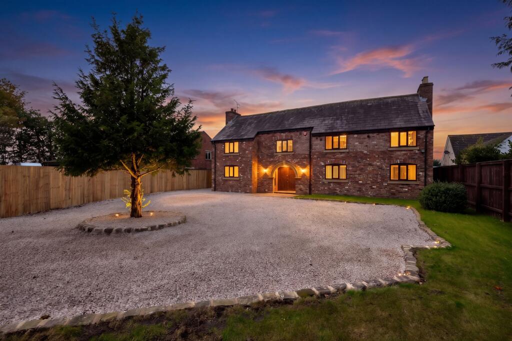Main image of property: Black Moss Lane, Scarisbrick, L40