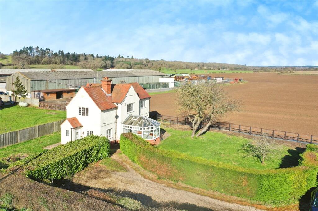 Main image of property: Beenham Hill, Beenham, Reading, Berkshire, RG7