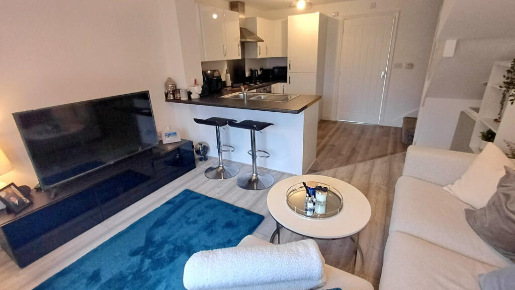 Horsechestnut Drive, Manchester, M9 7FU photo 3