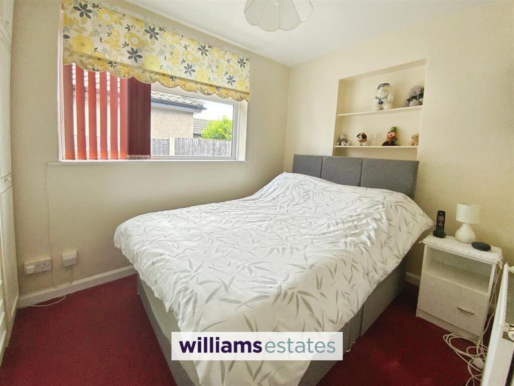 St. Georges Drive, Prestatyn, LL19 photo 4