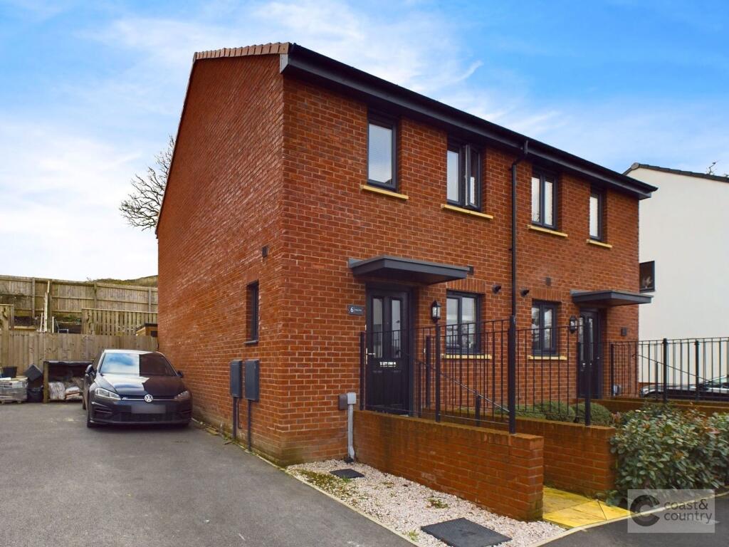 2-bed semi-detached on Mallow Place, Newton Abbot, TQ12, £250,000