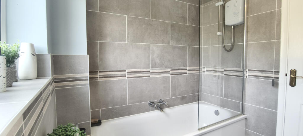 Ash Close | Crawley Down | RH10 | New Move Esate Agents - View 6
