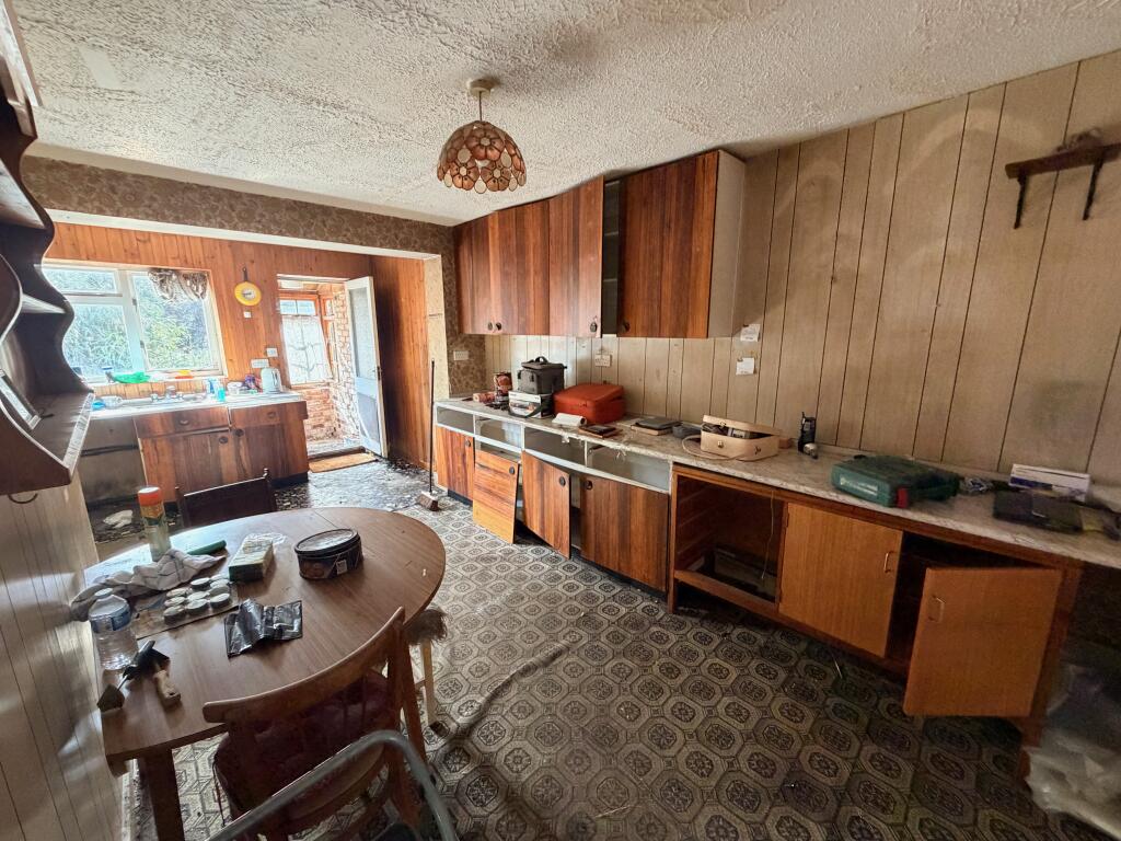 House in Reading, Warfield - View 4