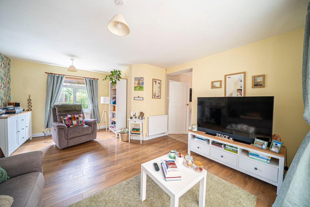 House in Salisbury - View 3