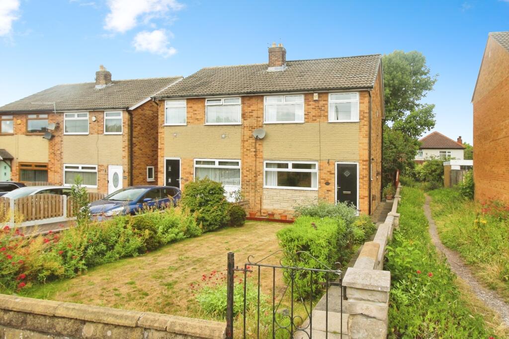 3-bed semi-detached on Leeds Old Road, Heckmondwike, WF16, £215,000