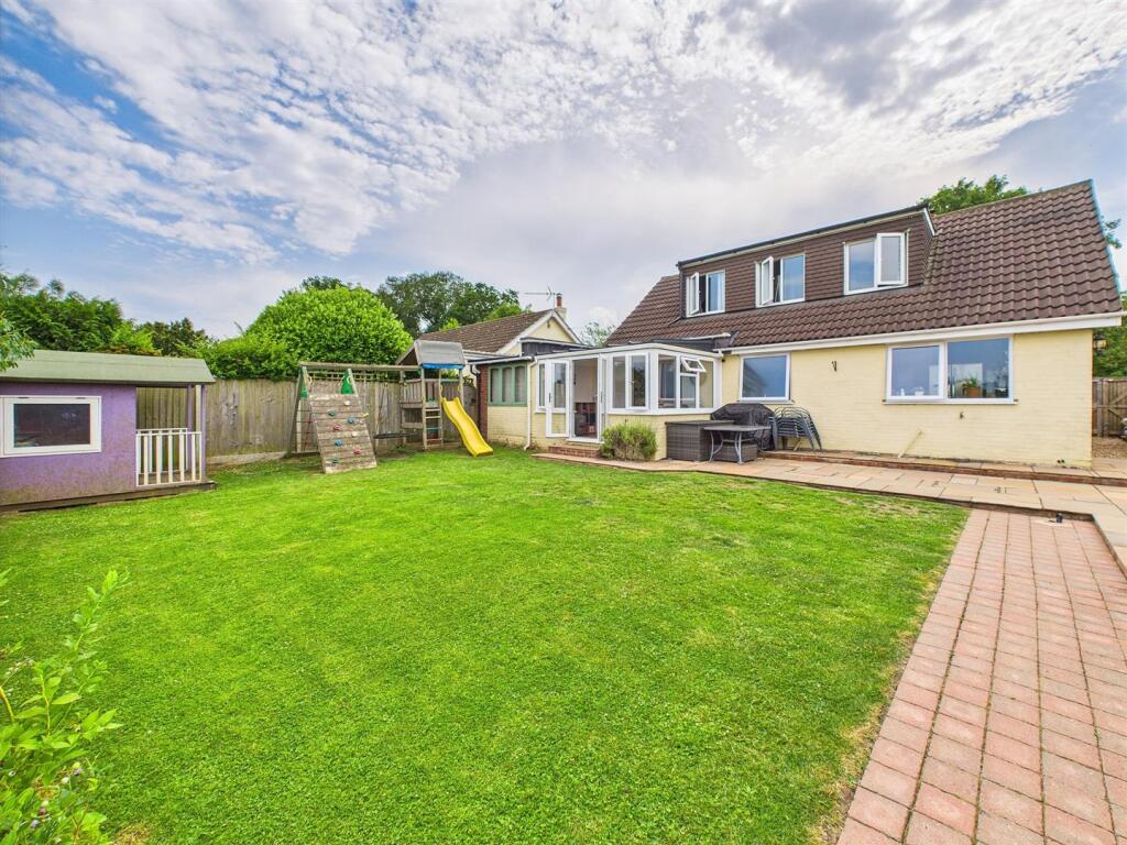 Main image of property: Town Lane, Garvestone