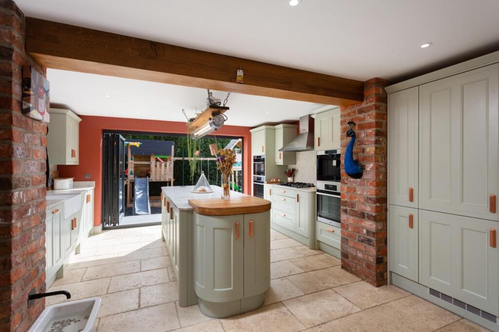 House in York - View 5