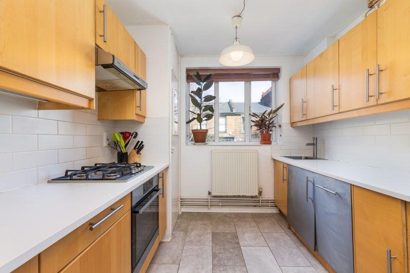 Apartment in London, Lower Clapton, Shacklewell - View 4