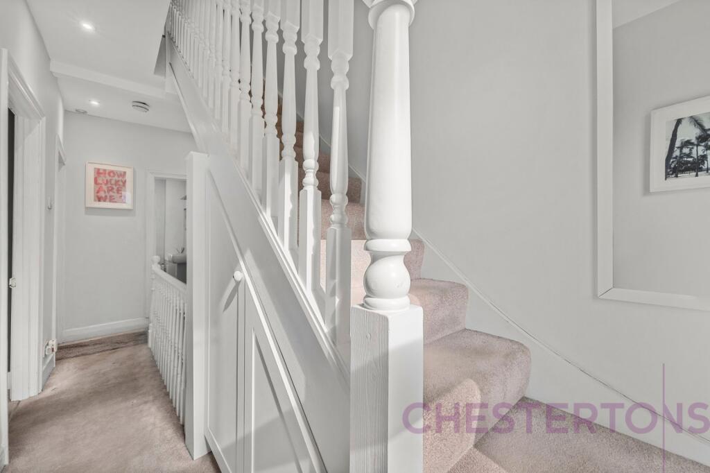 Apartment in London - More