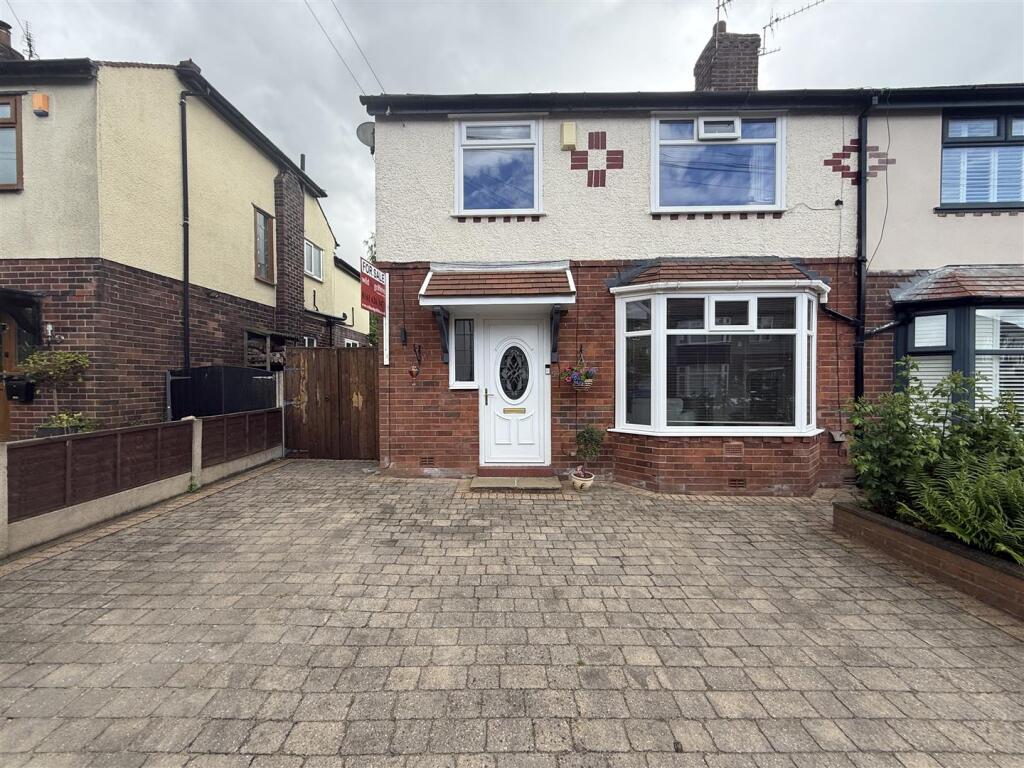 Main image of property: Hillside Avenue, Grotton, Oldham