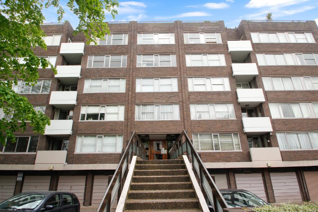 Apartment in London, Steele's Village, Belsize Park - More