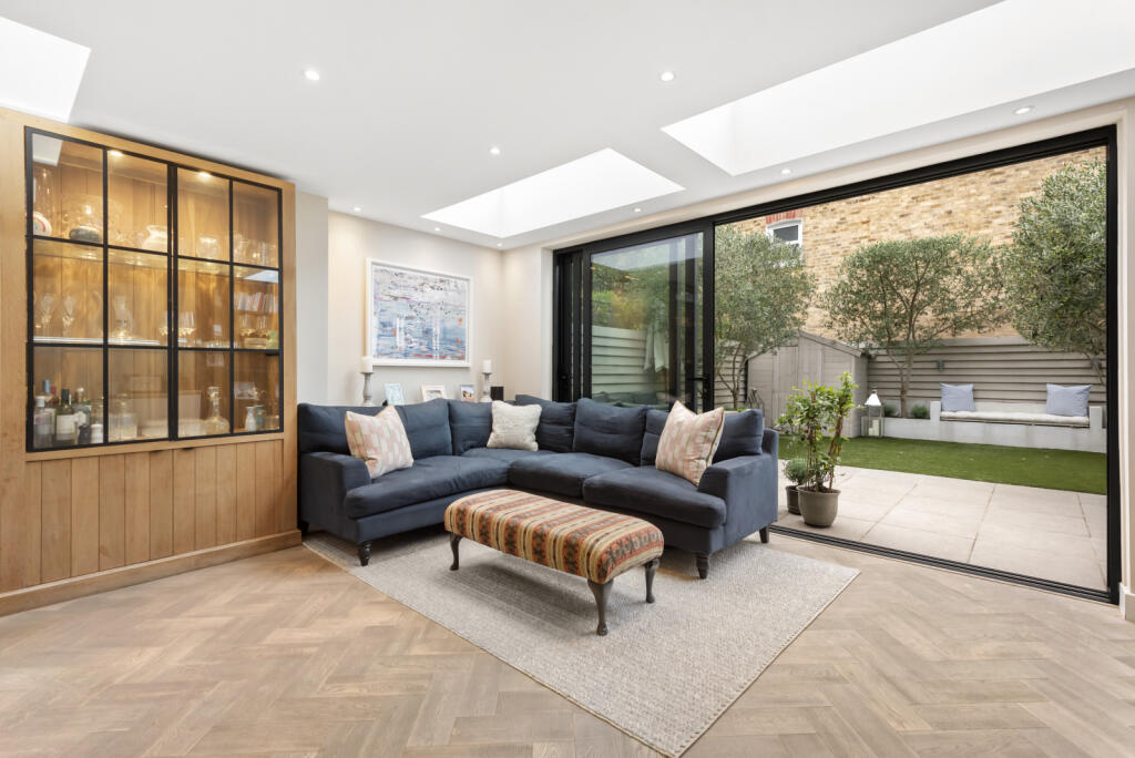 Foxbourne Road, SW17 photo 4