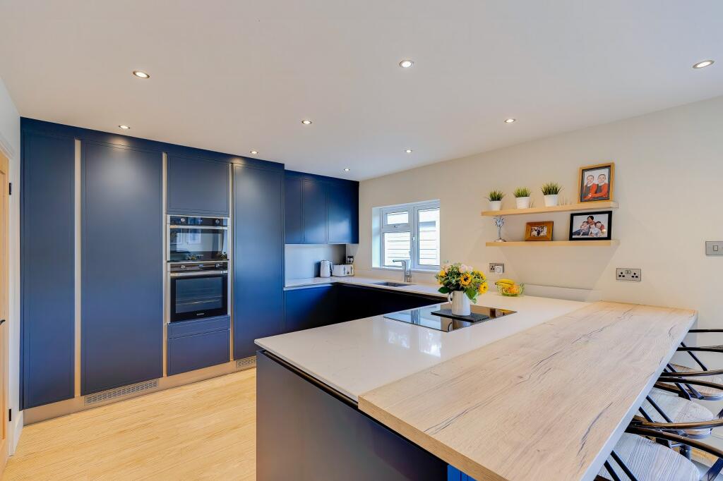 House in Cardiff - View 4