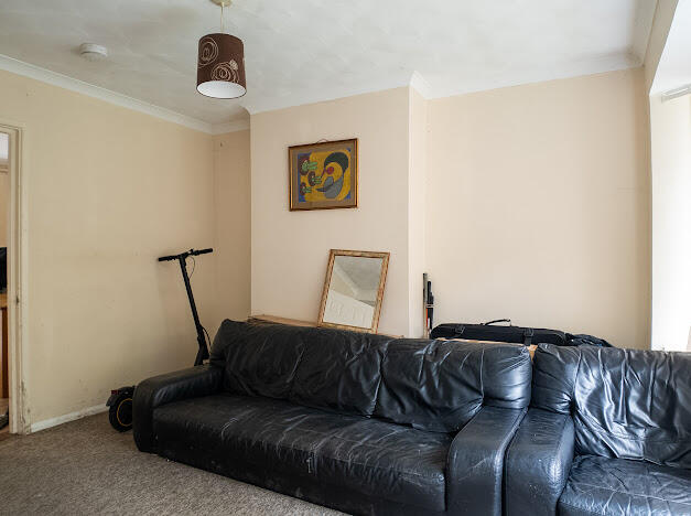 House in Southampton, Glen Eyre - View 4