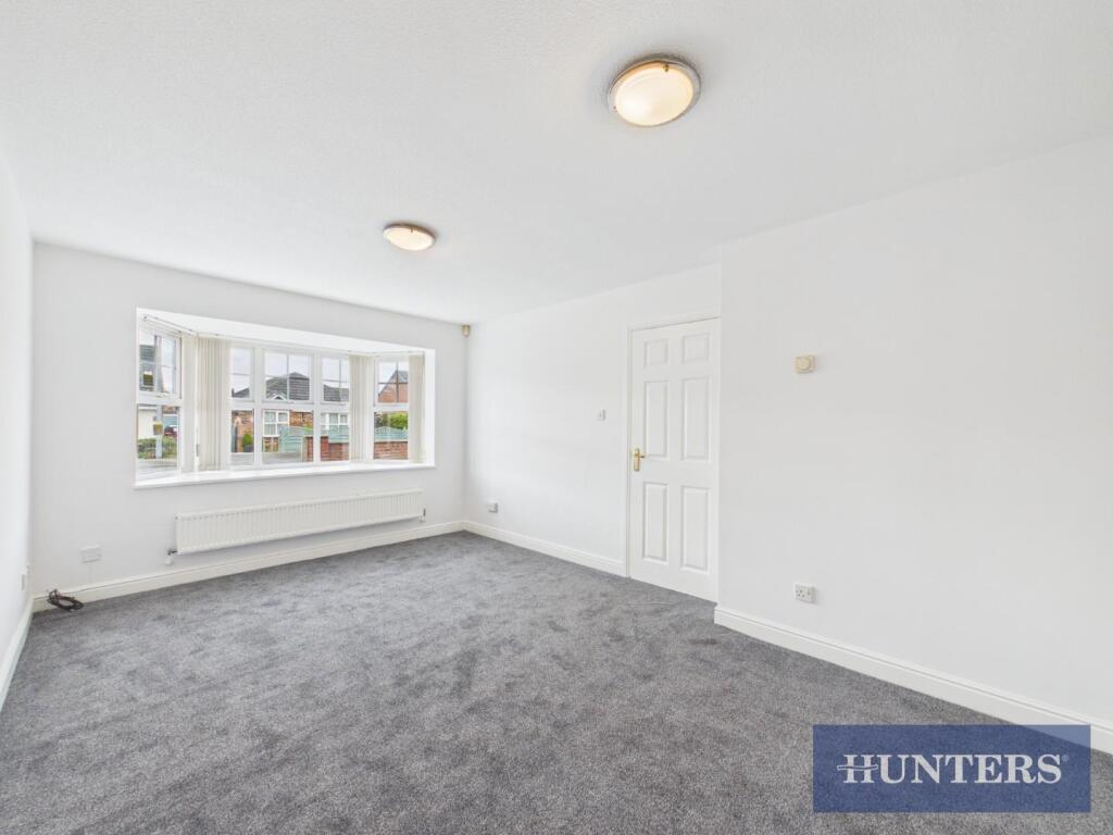 Woburn Close, Bridlington photo 5
