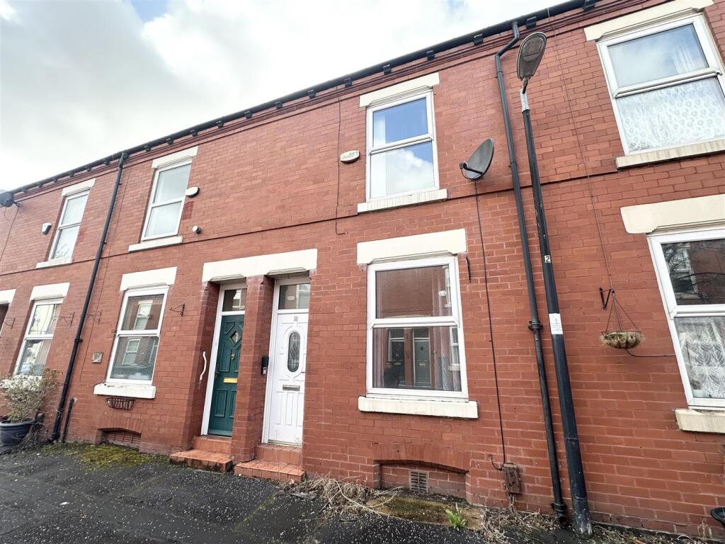 Main image of property: Keswick Grove, Salford