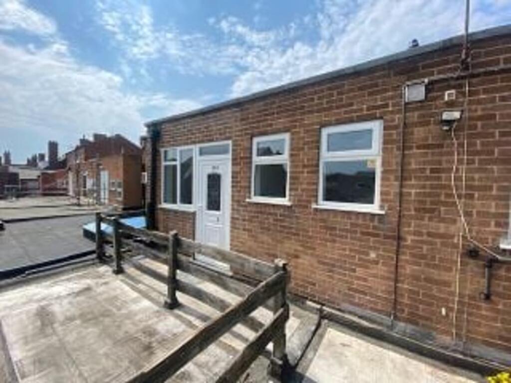 Main image of property: High Road, Beeston, NG9