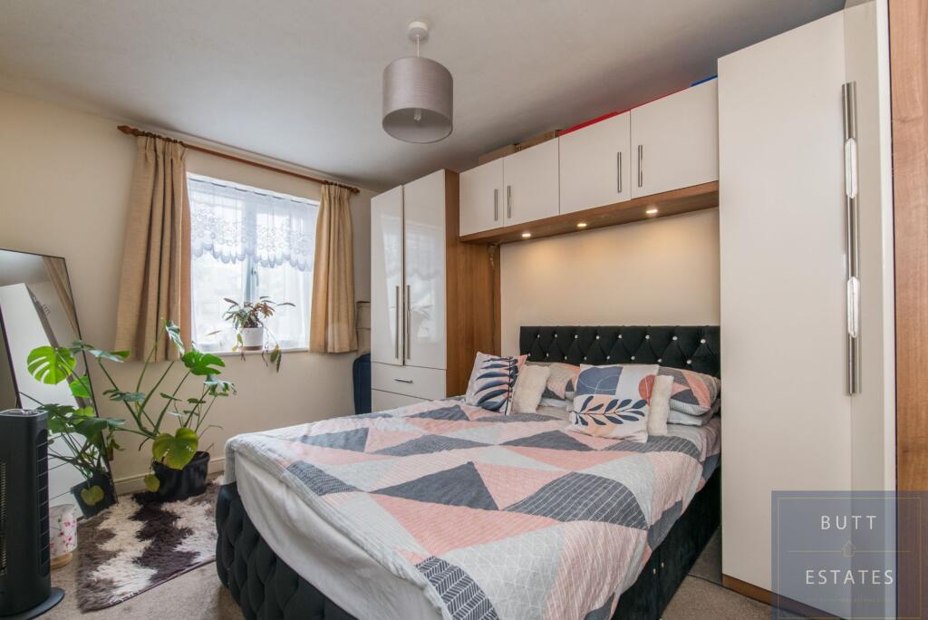 Apartment in Exeter, Beacon Heath - View 5