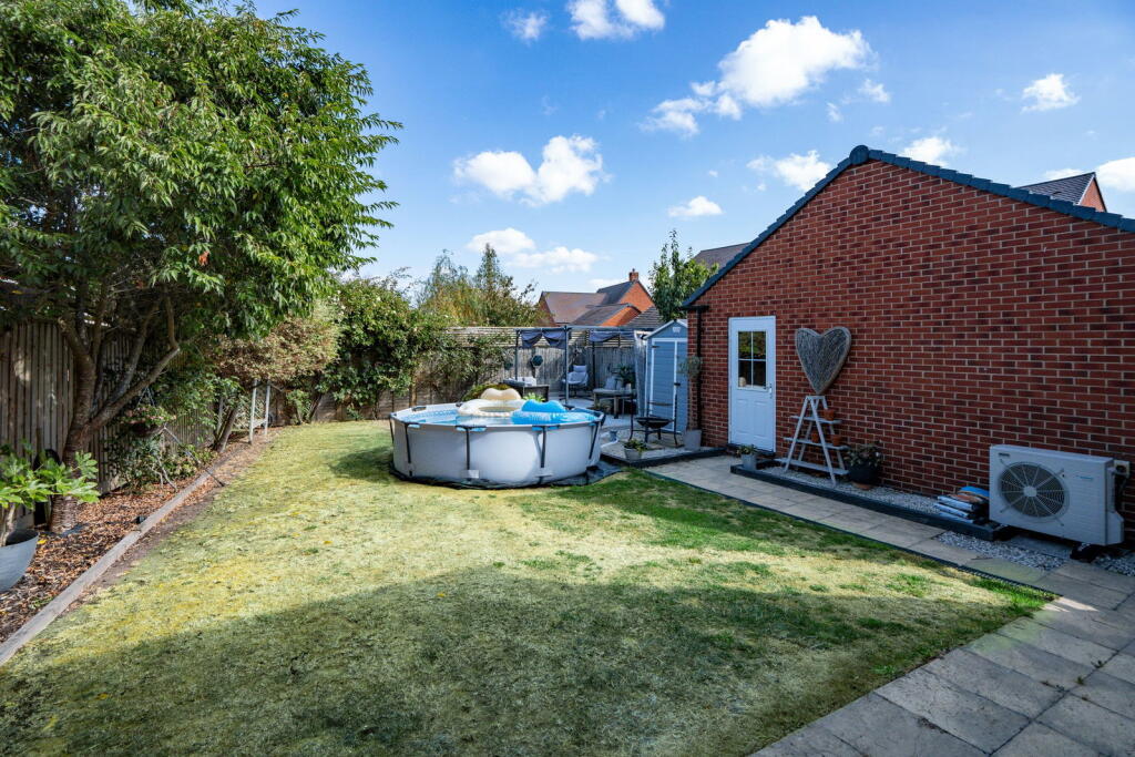 House in Malvern Hills, Welland - View 3