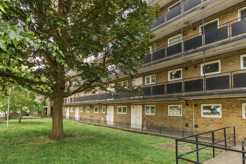 Apartment in London - View 3