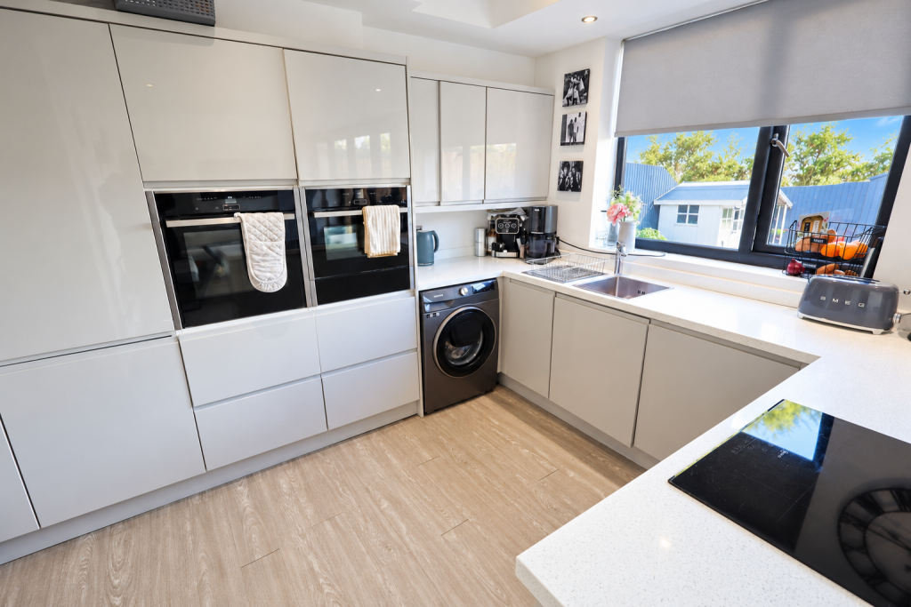 Manor Drive, Kirkham, Lancashire, PR4 photo 4