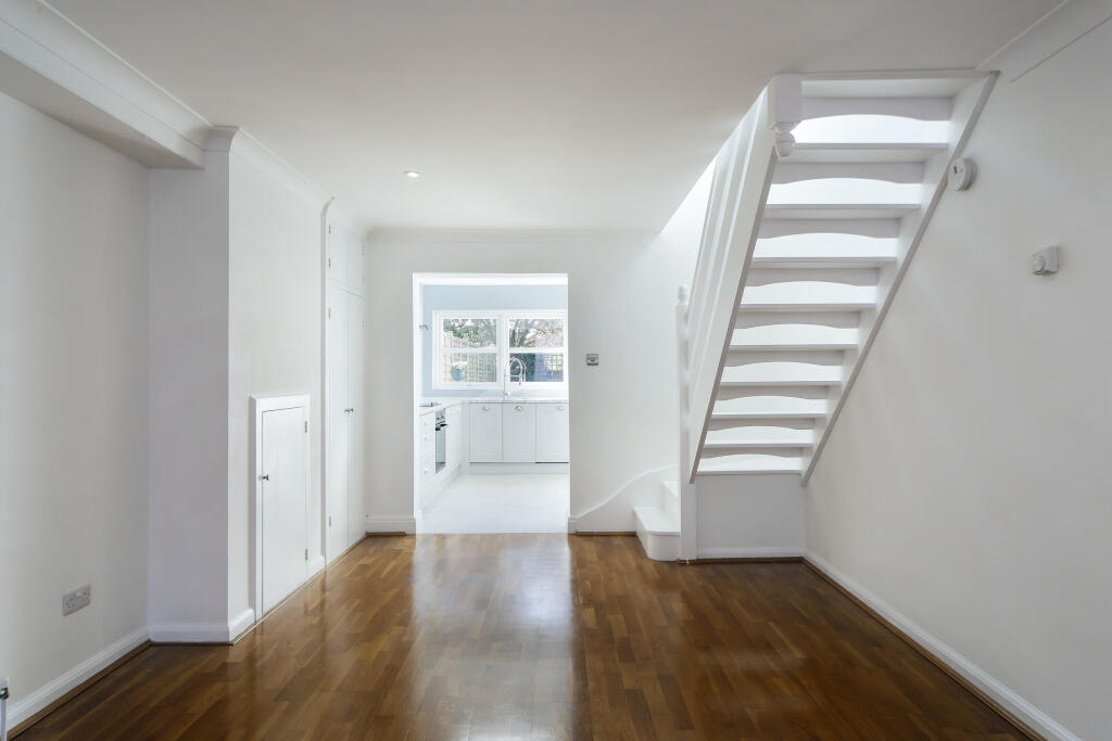 Main image of property: New Road, Weybridge, KT13