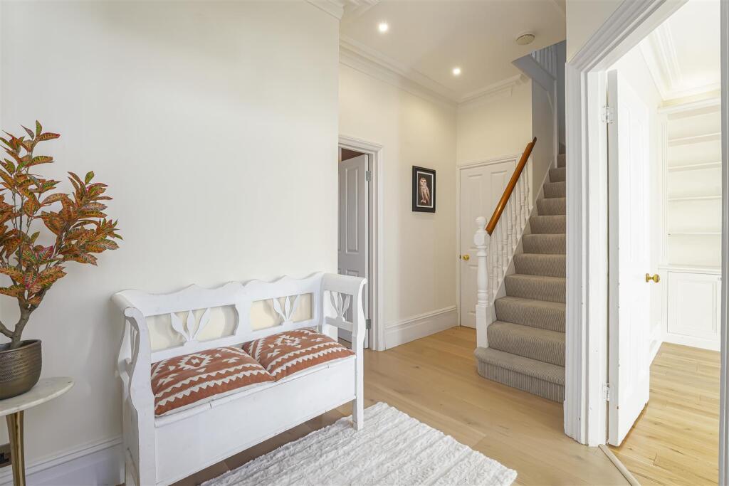 Lambton Road, West Wimbledon photo 3
