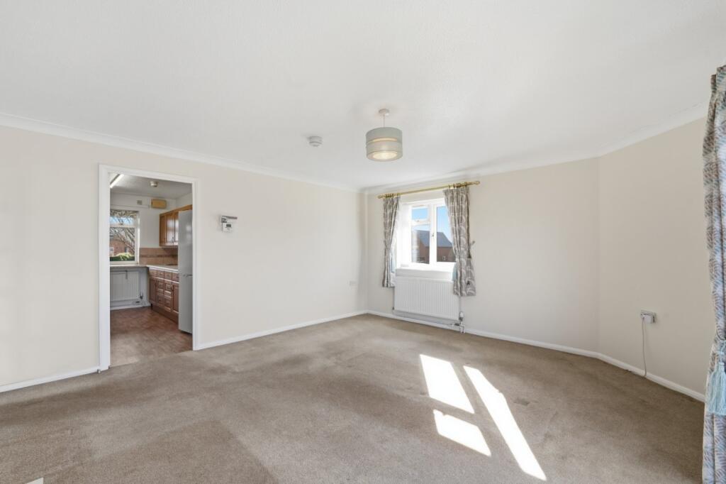Apartment in Rushcliffe, Abbey Park - View 5