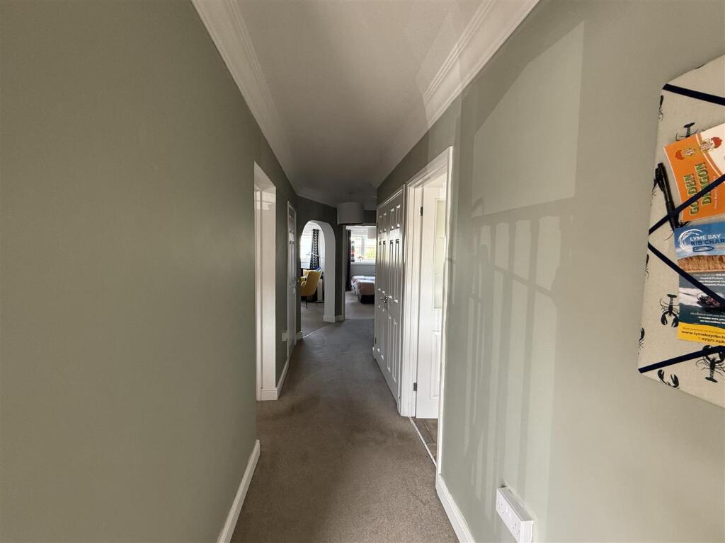 Apartment in Bridport, West Bay - View 4