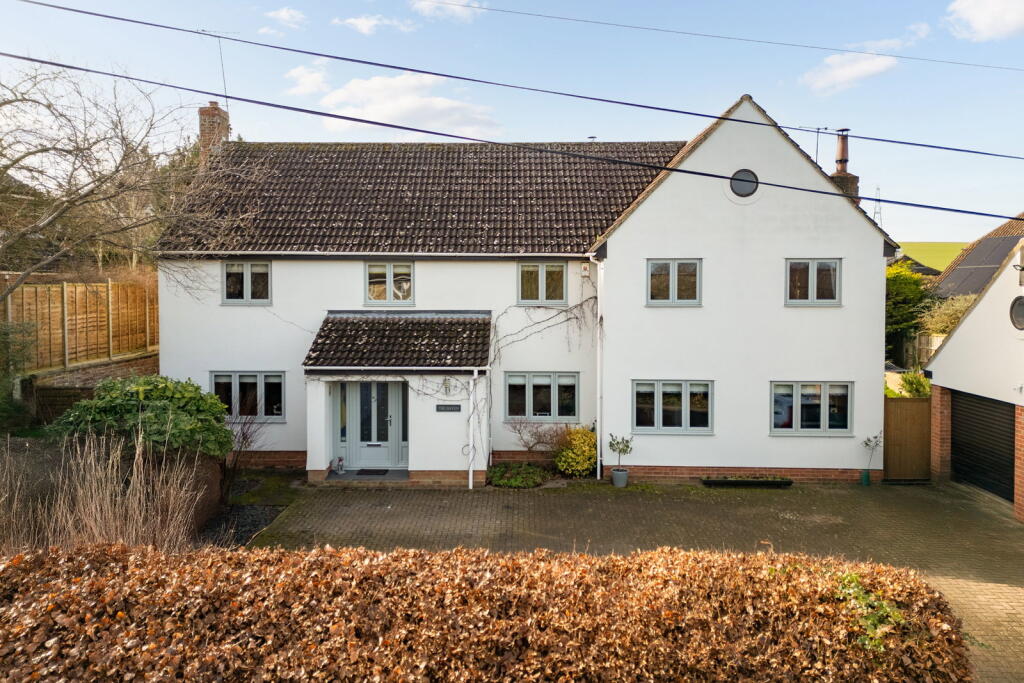 House in Uttlesford, Littlebury - More