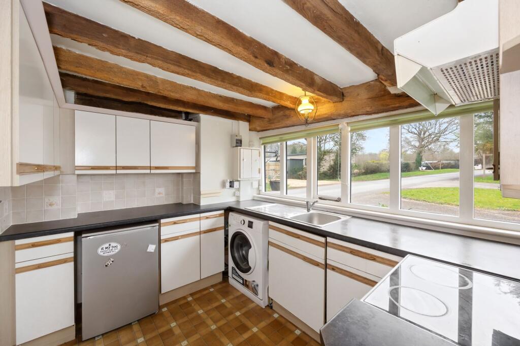 House in Horsham, Billingshurst - View 5
