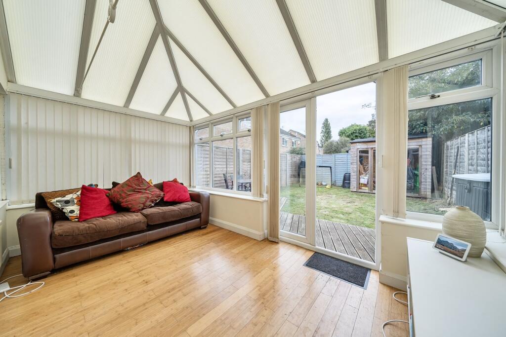House in Flitwick, Central Bedfordshire - View 4