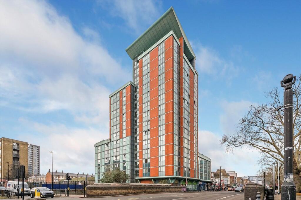 Main image of property: East India Dock Road, Canary Wharf