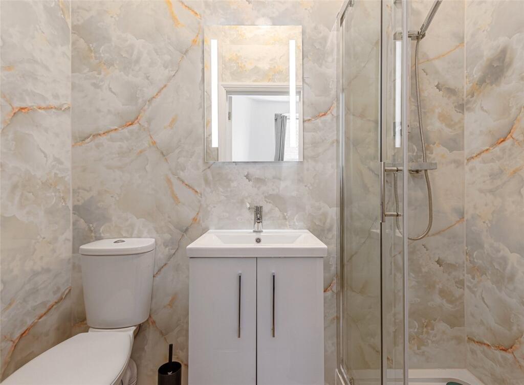 Apartment in London, Lower Holloway, Holloway - View 3