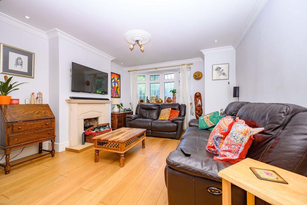 House in Hatfield, Nast Hyde - View 5