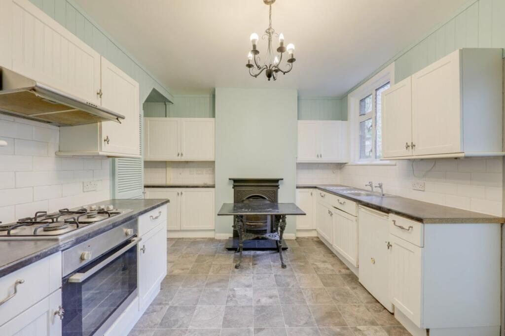 House in London - View 4