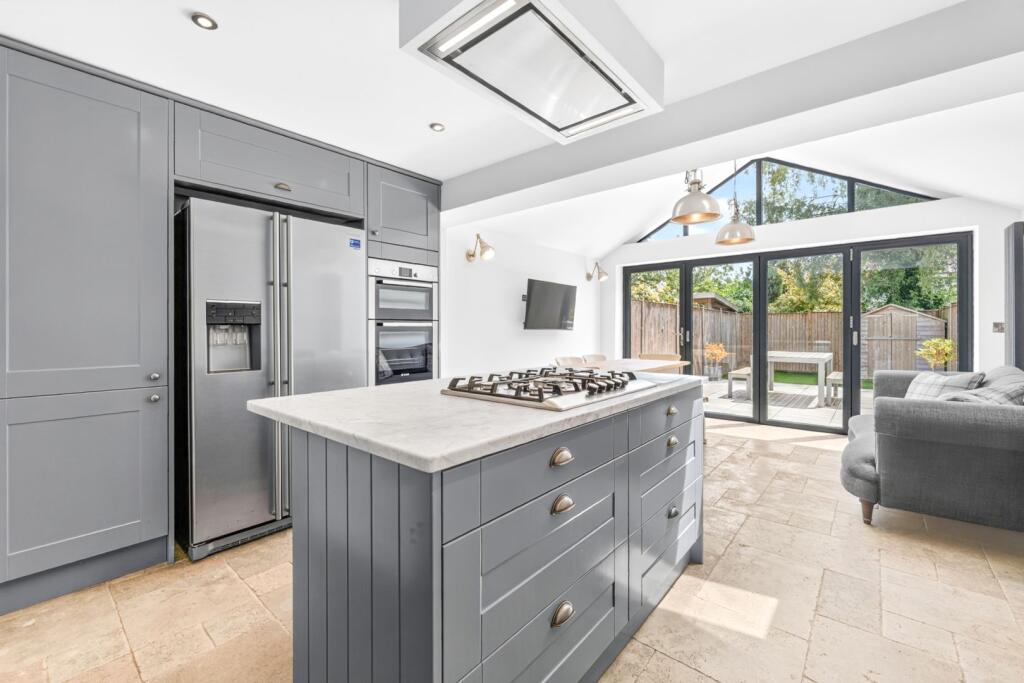 House in London - View 5