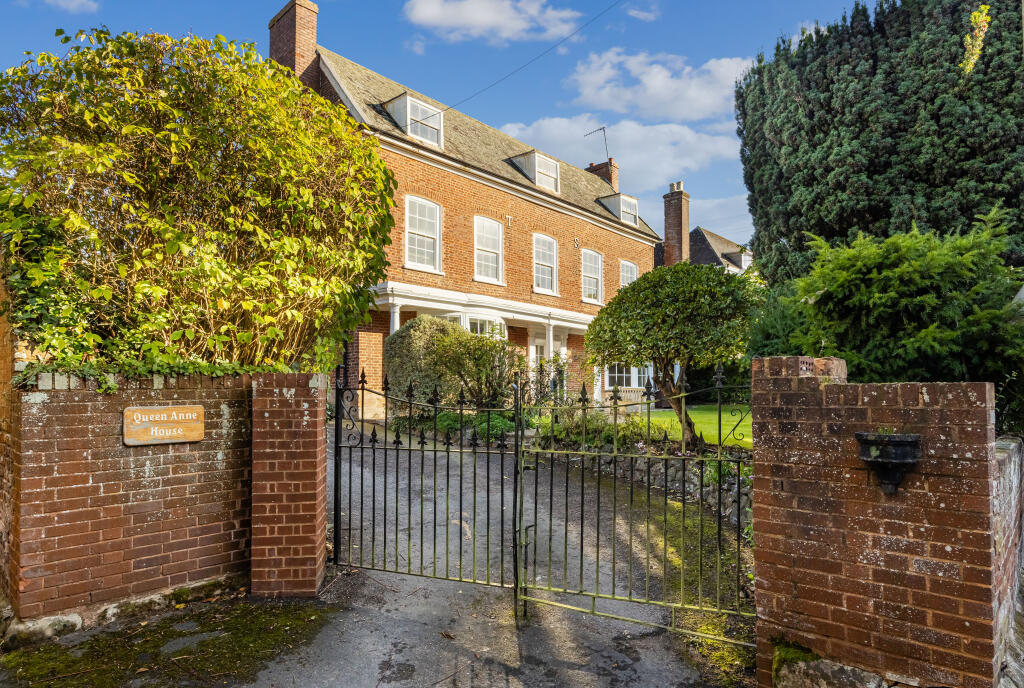 5-bed detached on Queen Anne House, The Strand, Lympstone, Exmouth, Devon EX8 5JW, £575,000