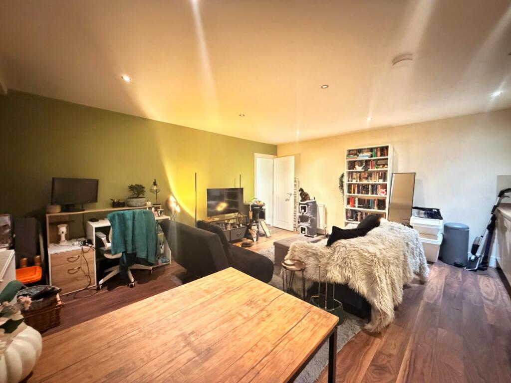 Apartment in London, South Wimbledon, Merton - View 4