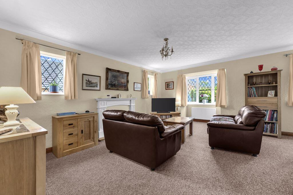Meadowbank, Great Coates, Grimsby photo 3