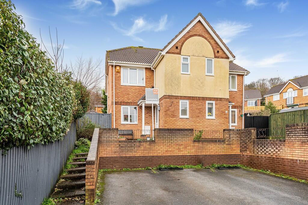Main image of property: Avery Hill, Newton Abbot