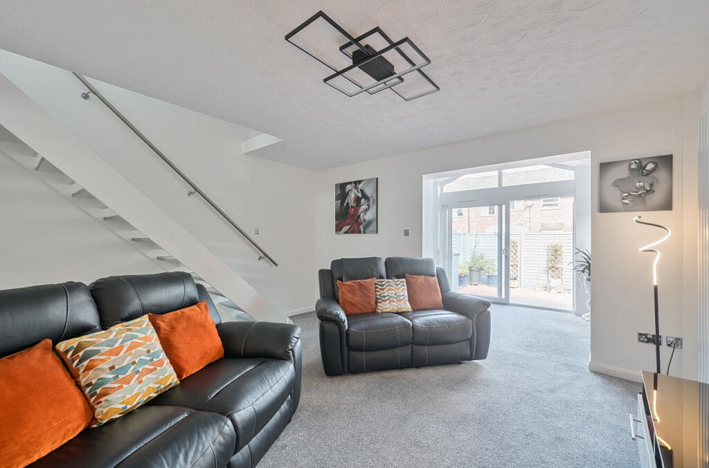 Blackwater Mews, Totton, Southampton, Hampshire, SO40 photo 2