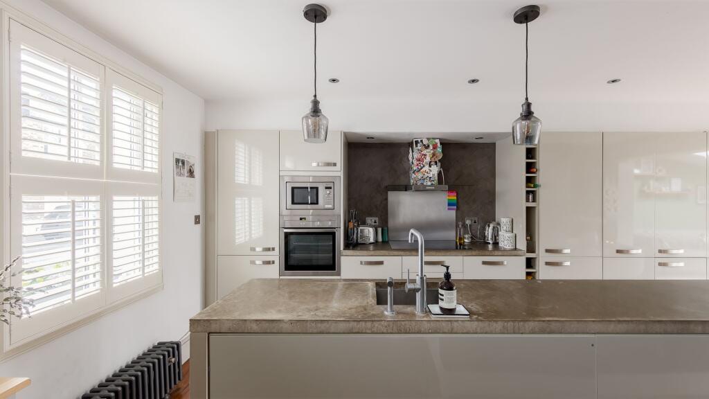 Main image of property: Gibson Street, London, SE10